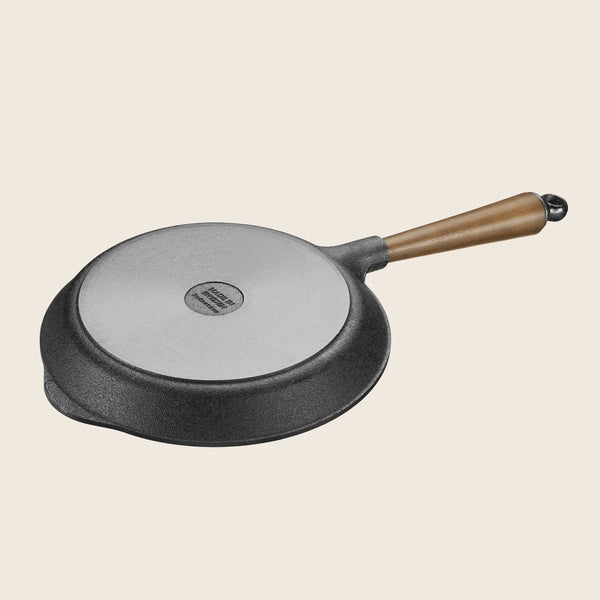 Skeppshult 9" Cast Iron Skillet with Walnut Handle